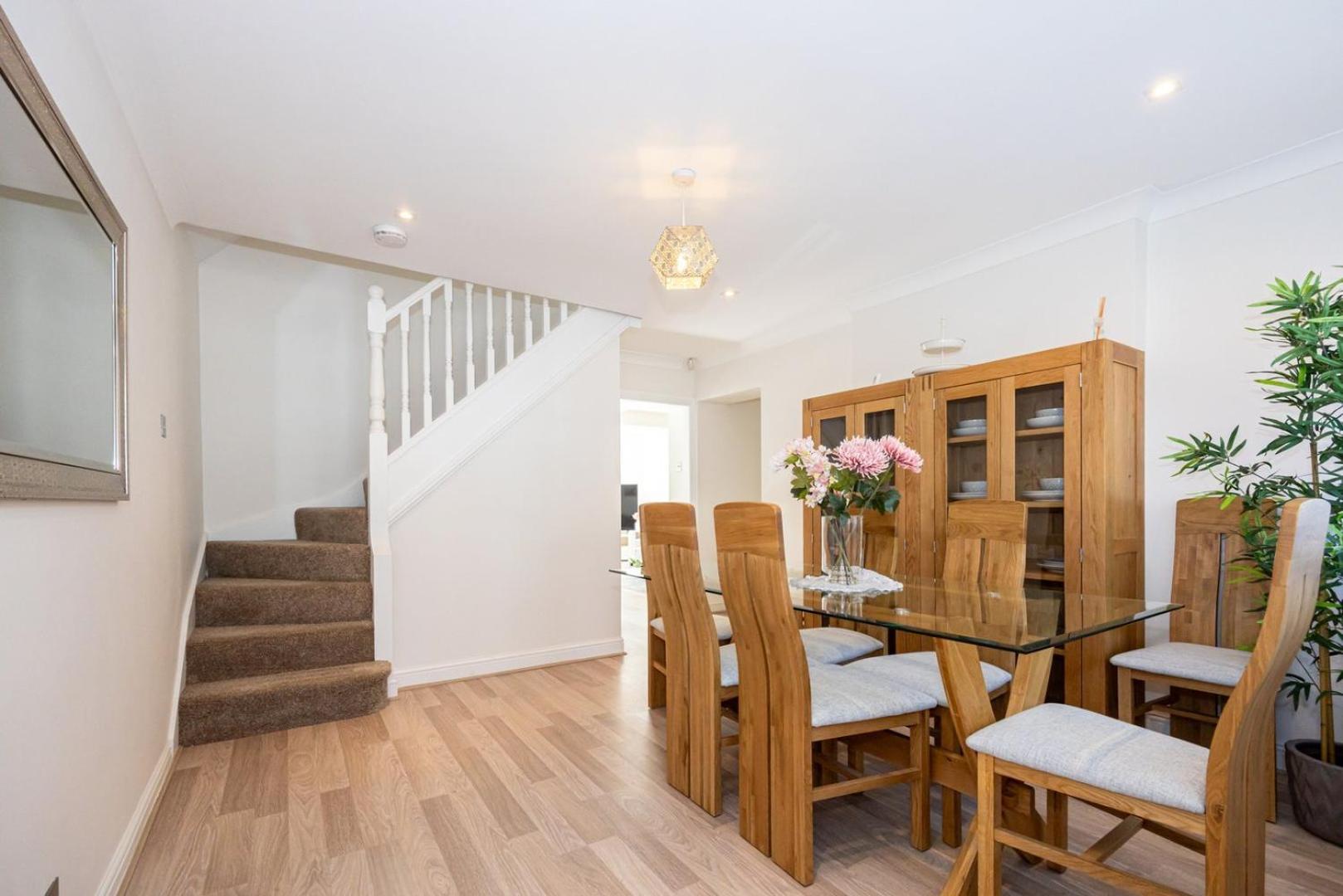 Guestready - A Haven By The River Manchester Exterior photo