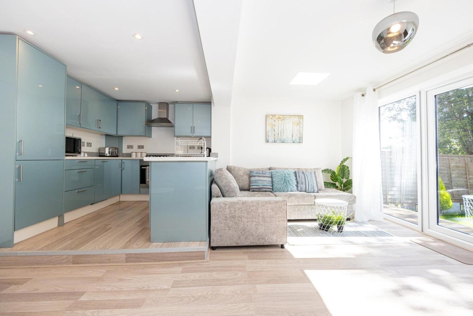 Guestready - A Haven By The River Manchester Exterior photo